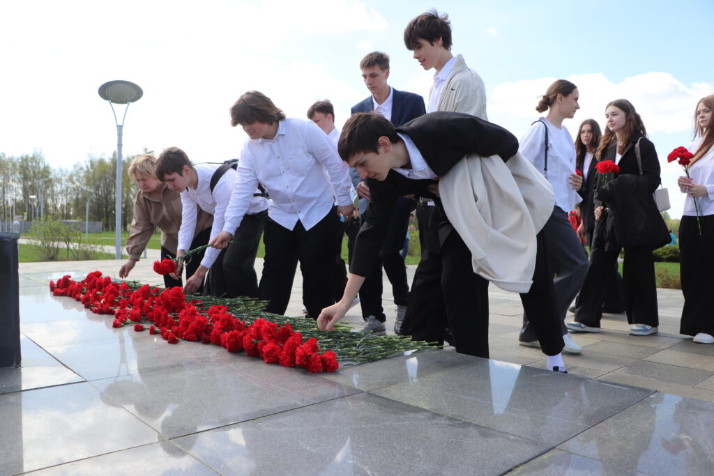 Всероссийская акция «100 баллов для Победы» прошла в Волоколамском округе Всероссийская акция «100 баллов для Победы» прошла в Волоколамском округе