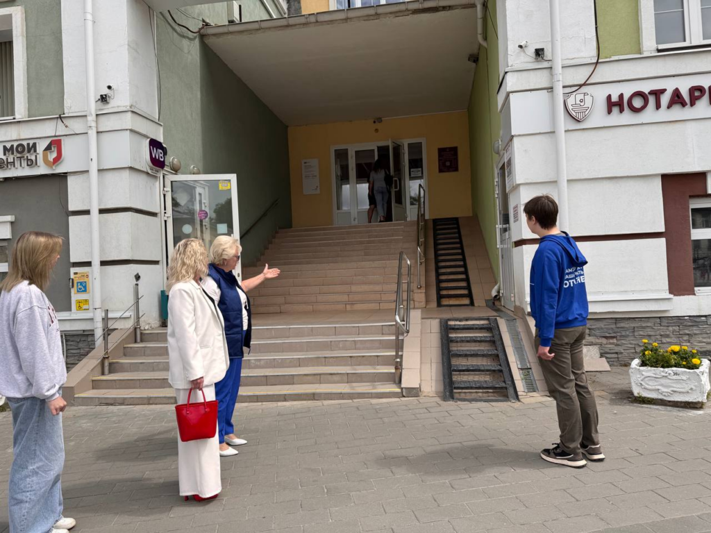 В Волоколамске провели мониторинг доступной среды на социальных объектах В Волоколамске провели мониторинг доступной среды на социальных объектах