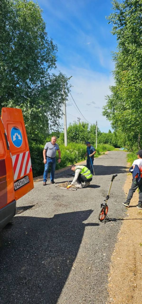 Качество дорожных работ проверили в деревне Власьево Волоколамского округа