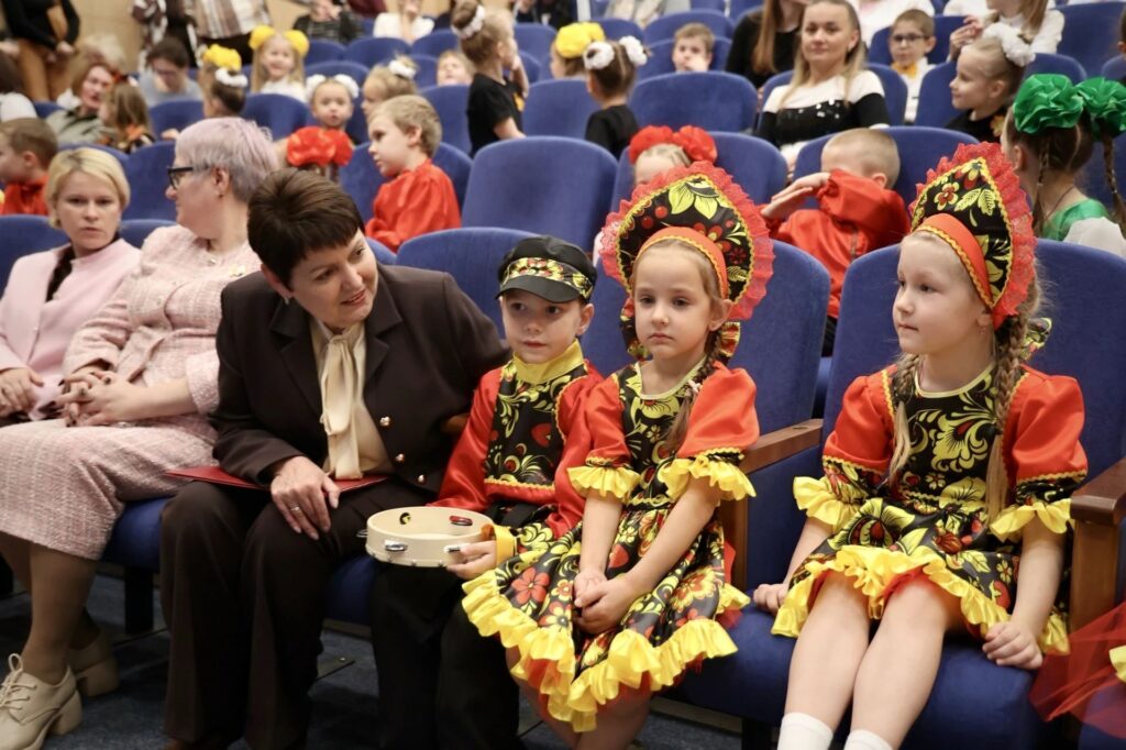 Муниципальный этап областного конкурса «Поющее Подмосковье» прошел в Волоколамске Муниципальный этап областного конкурса «Поющее Подмосковье» прошел в Волоколамске