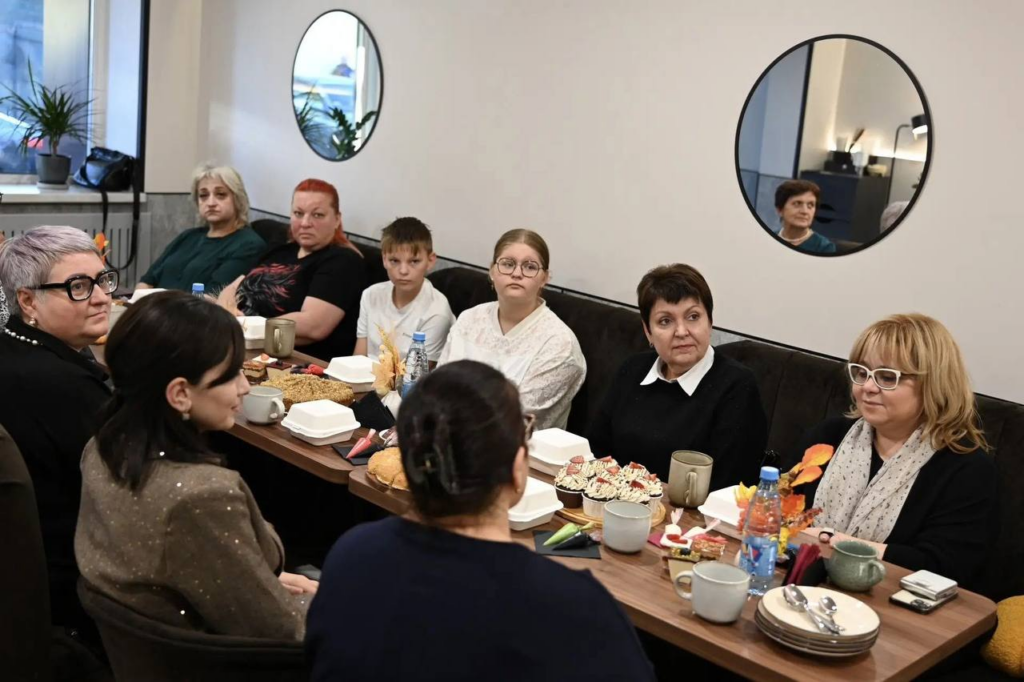 В Волоколамске для семей участников СВО организовали тёплую встречу с мастер-классом